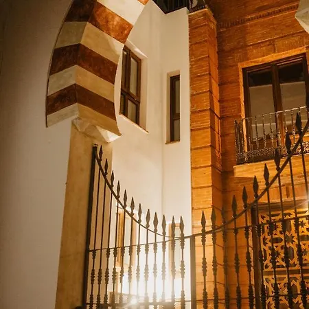 Hotell La Ermita - Unico Monumento De