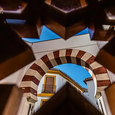 La Ermita - único Monumento De