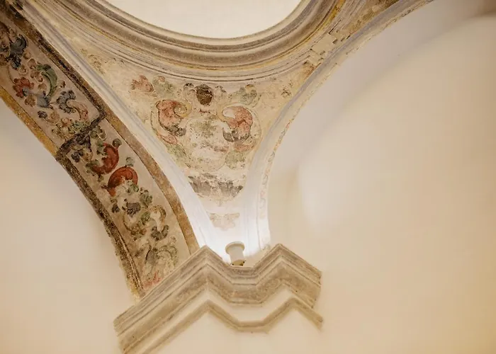 La Ermita - Unico Monumento De 2*