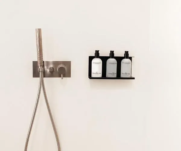 La Ermita - Unico Monumento De 2*