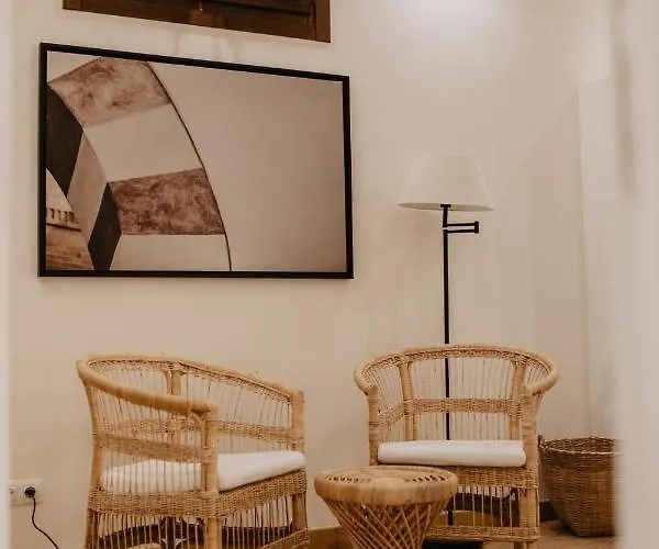 La Ermita - Unico Monumento De 2*