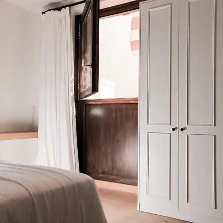 Готель La Ermita - Unico Monumento De