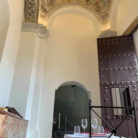 La Ermita - Unico Monumento De Готель 2*