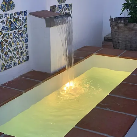 La Ermita - Unico Monumento De Готель 2*