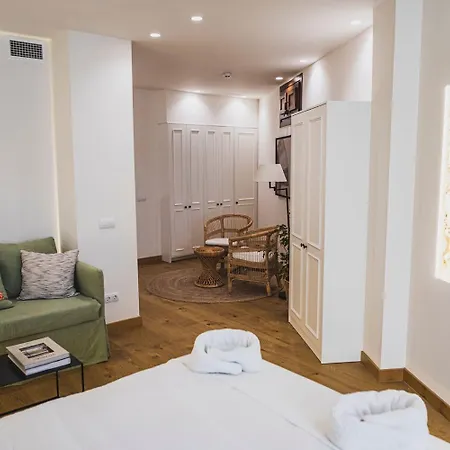 La Ermita - Unico Monumento De 2* Кордова