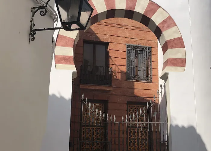 La Ermita - Unico Monumento De 2*